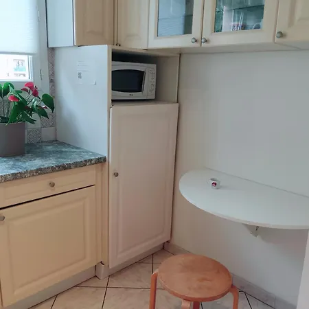 Grand Paris, Private Parking, Balcony And Metro, 24 Self Checking Apartman